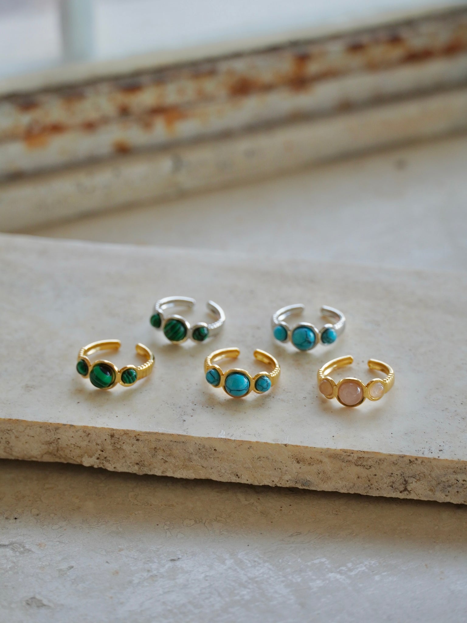 Anello real stone hoops