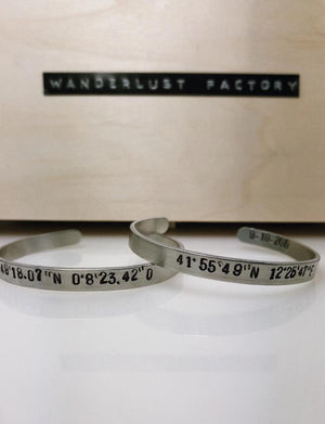 Bracciale personalizzato SLIM - font MINI - Wanderlust Factory® ☽ Mobile Fashion Boutique 