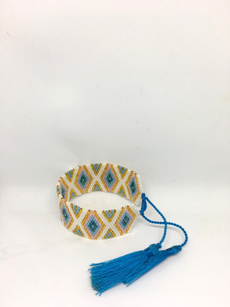Bracciali Balinesi - Wanderlust Factory® ☽ Mobile Fashion Boutique 