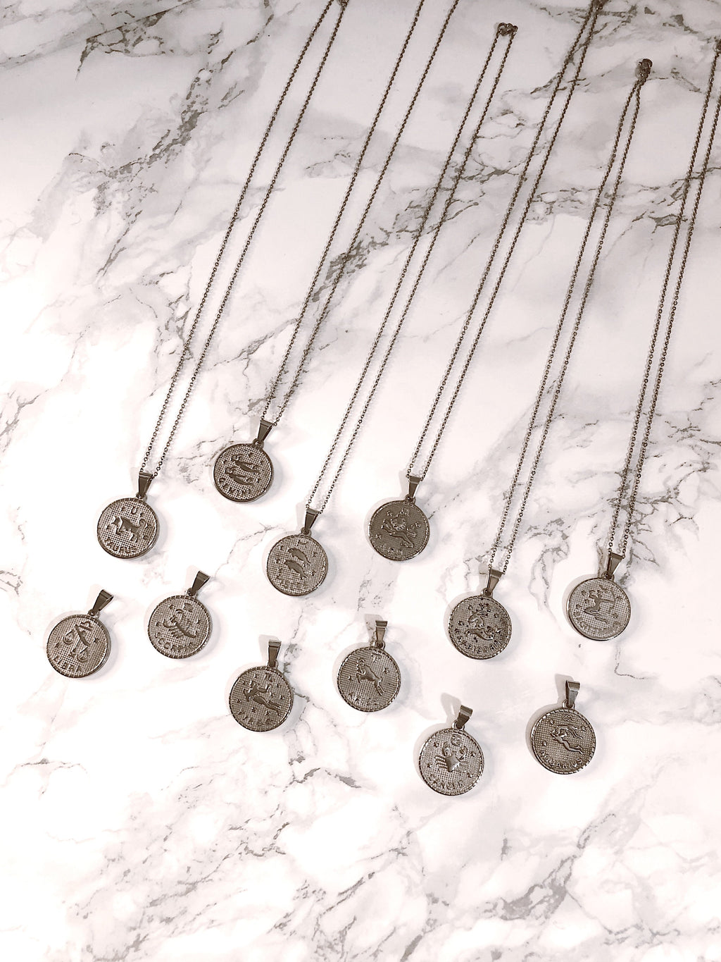 Collana - 12 segni dello Zodiaco - waterproof *silver* - Wanderlust Factory® ☽ Mobile Fashion Boutique 