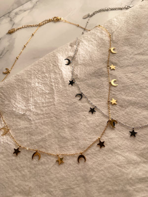 Collana crescent moon e stelline - Wanderlust Factory® ☽ Mobile Fashion Boutique 