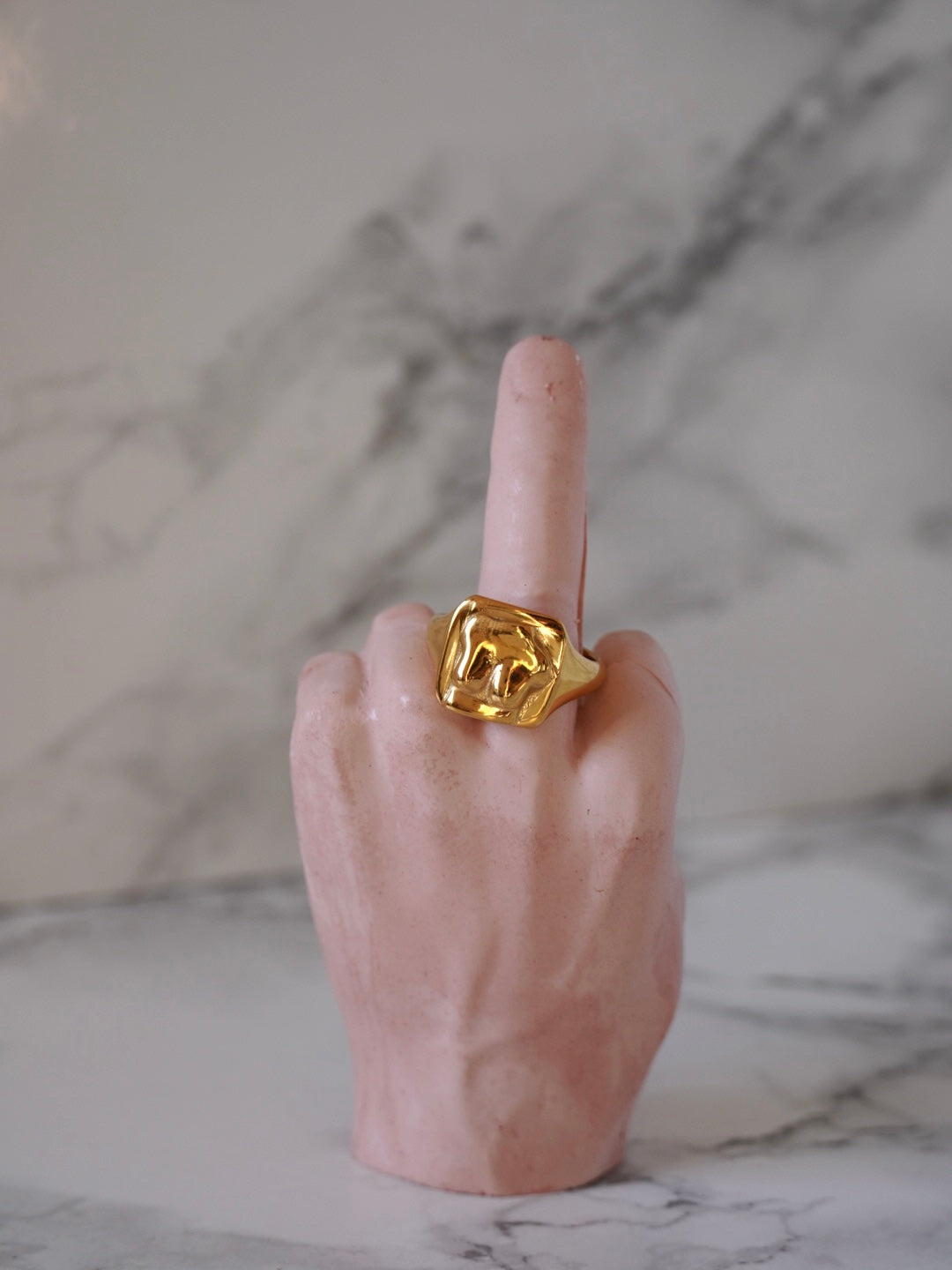 Scultura Mano porta anelli - Wanderlust Factory® ☽ Mobile Fashion Boutique 