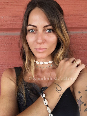 Choker di conchiglie - Wanderlust Factory® ☽ Mobile Fashion Boutique 