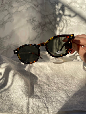 Occhiali da sole Mel B. - Wanderlust Factory® ☽ Mobile Fashion Boutique 