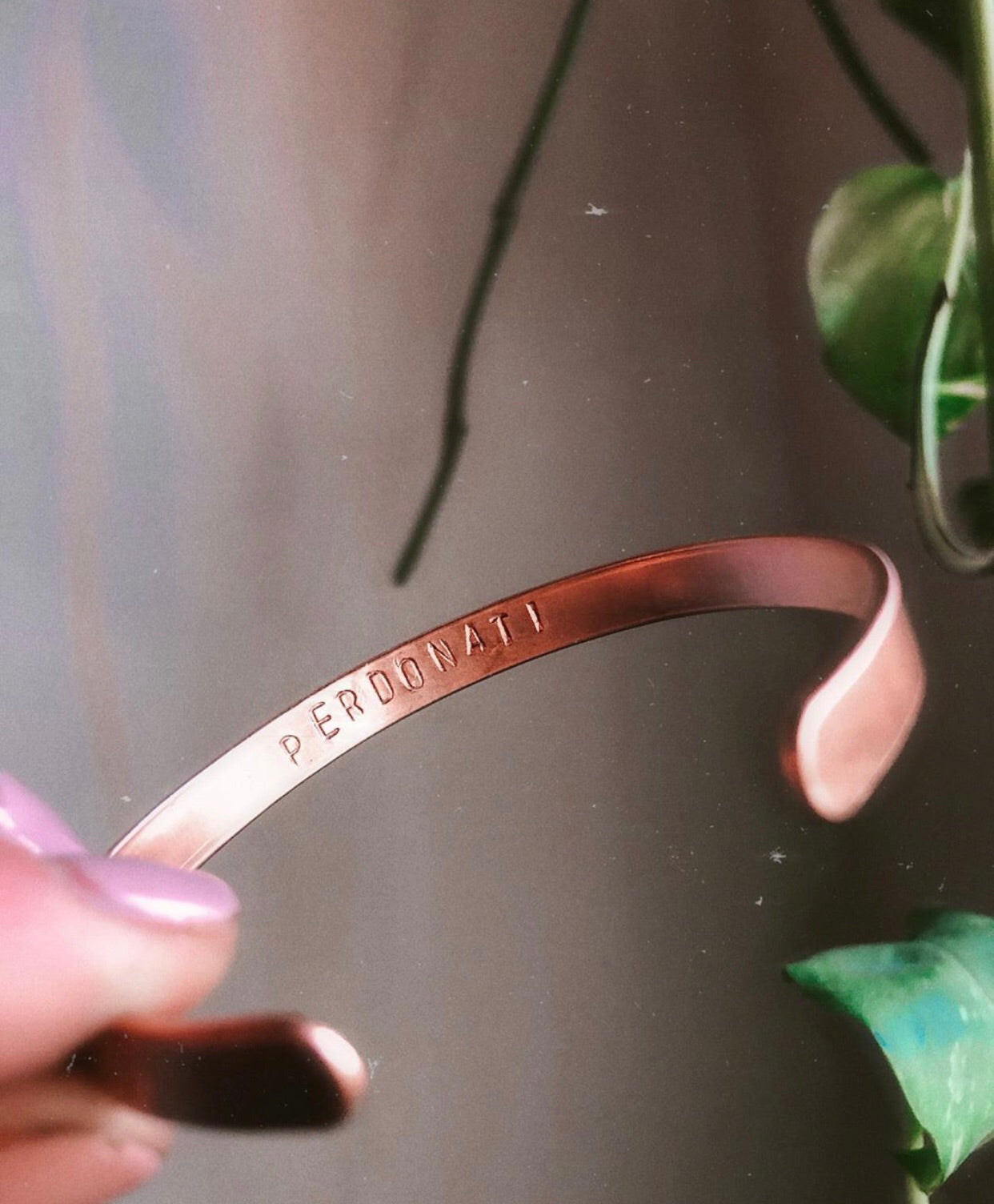 Bracciale personalizzato SLIM ROSA - font MINI - Wanderlust Factory® ☽ Mobile Fashion Boutique 