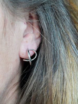 Orecchini abstract hoops